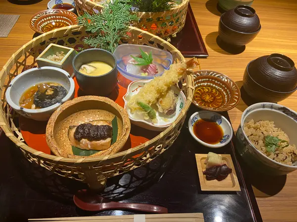 少しずつ美味しいものを