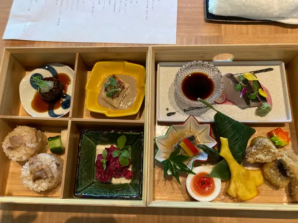 松花堂弁当