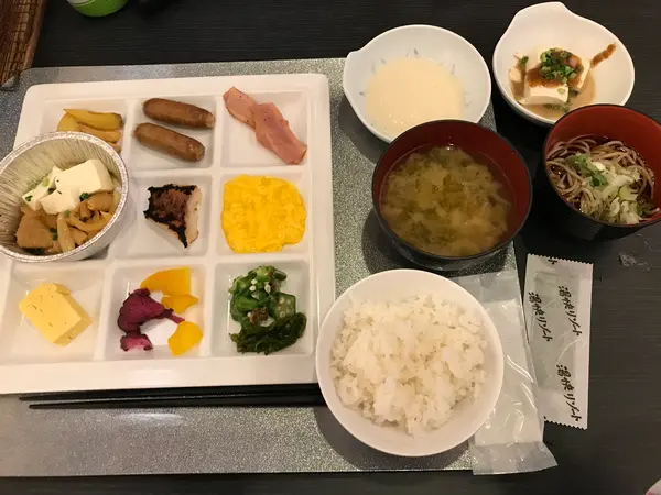 朝食