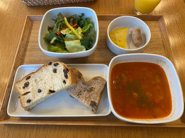 朝食