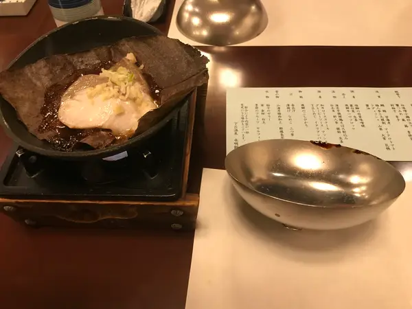 夕食　ぶりの朴葉味噌焼き