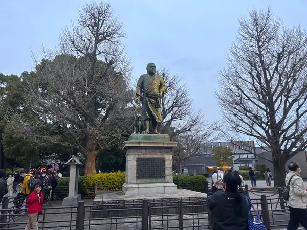 西郷隆盛像