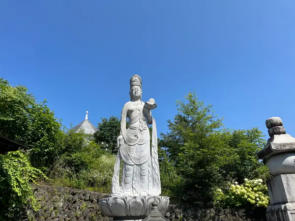 最近できた観音像です