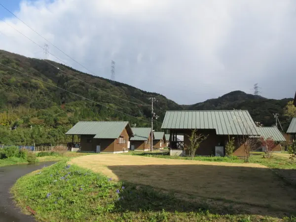 農村レストラン、加工体験、自然学習体験など