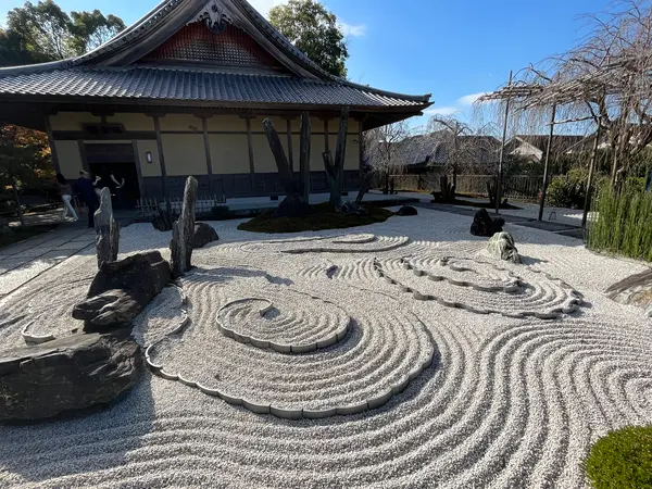 庭園「奔龍庭」