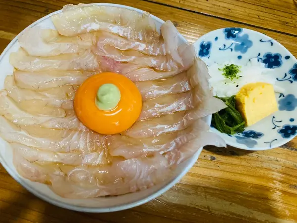 平目漬丼