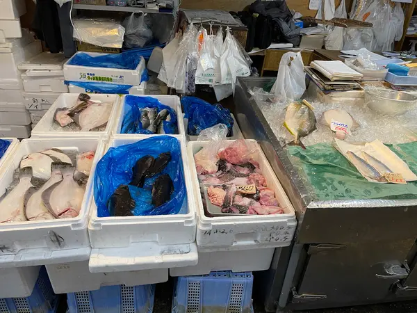 普通に海産物も売ってた