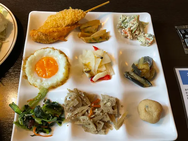 朝食バイキング