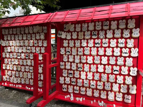 大量のうさぎさん絵馬