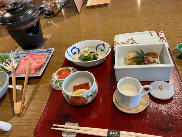 夕食