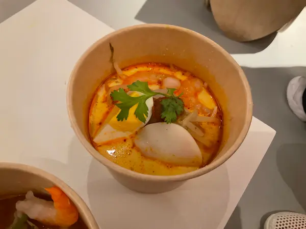 同じく　ブラウンヌードル