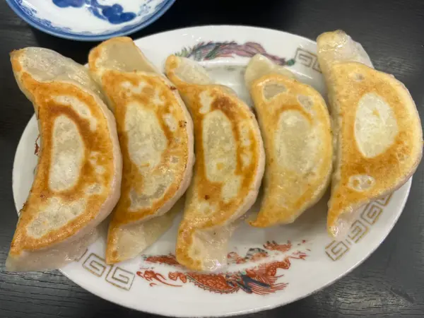ジャンボすぎてお箸で掴むには握力必須!