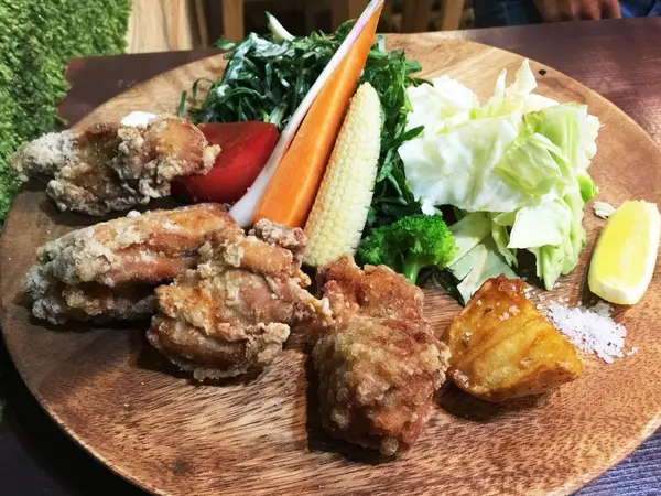 鶏から野菜プレート