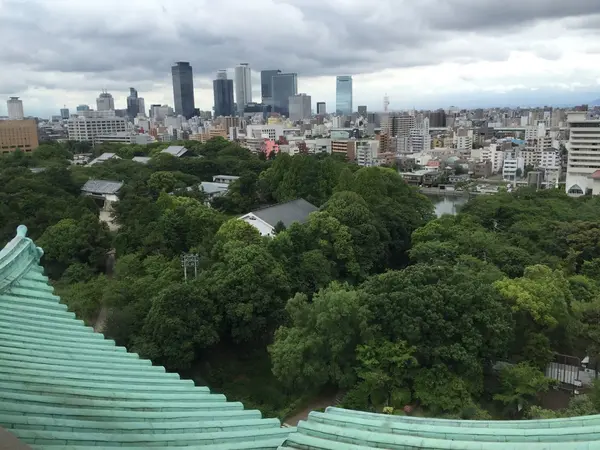 西