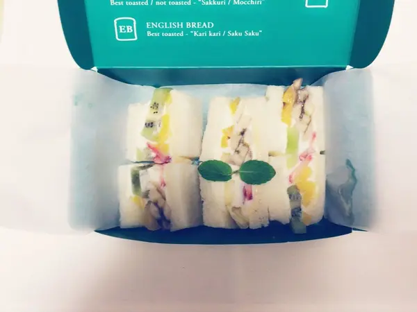フルーツサンド