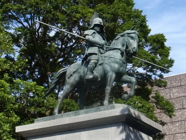山内一豊像