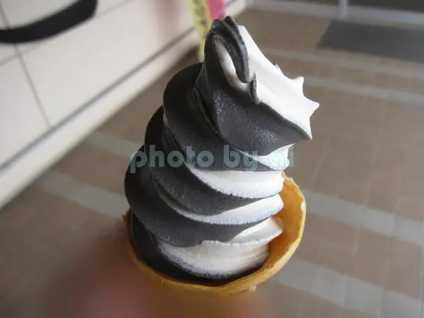 竹炭のソフトクリーム