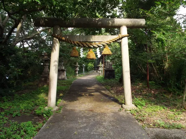 白神社
