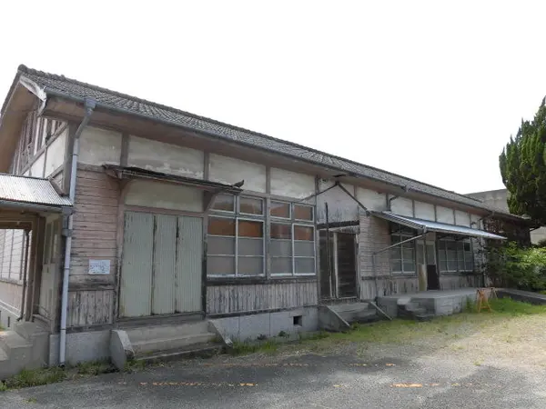 旧校舎が現存