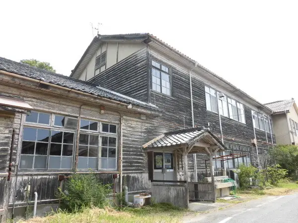 建築は昭和初期か