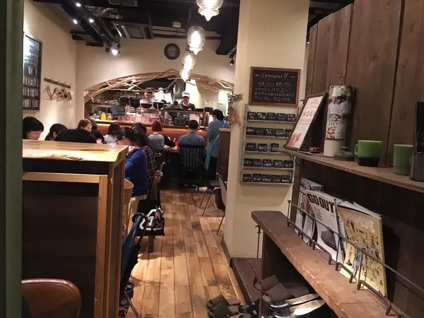 店内とメニュー