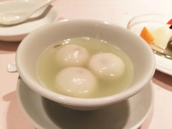 ゴマ団子