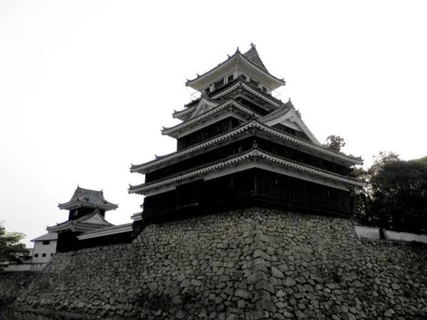 中津城