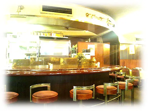 ムーディーな店内