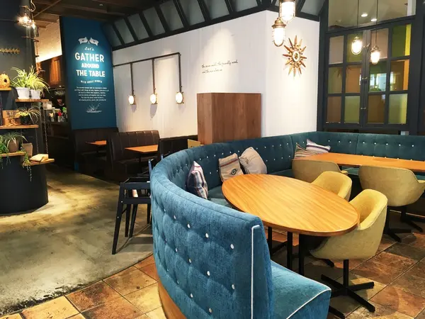 人気雑貨店コラボ店