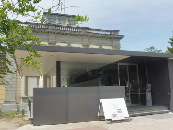 明治建築の”なら仏像館”