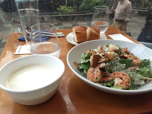 シュリンプシーザーサラダランチ