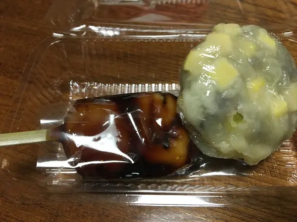 団子ともち