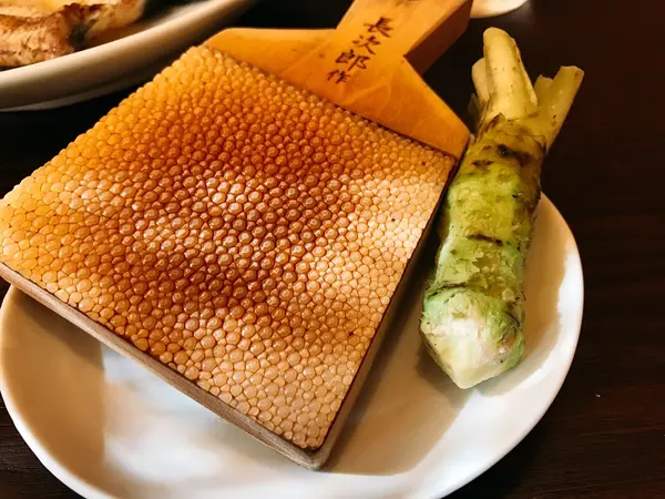 わさびは自分ですりおろす