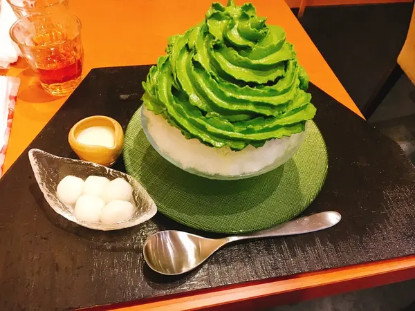 宇治抹茶氷エスプーマ仕立て「亀」
