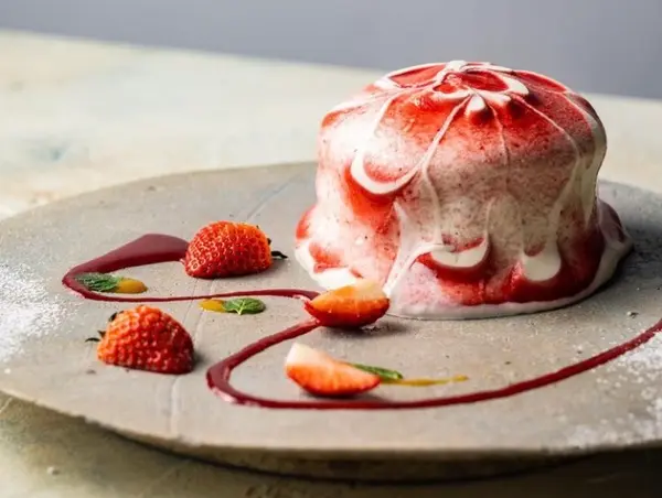 「丹波夢丹いちごのショートケーキ〜マスカルポーネの風味を添えて〜」