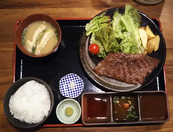 ハラミステーキ定食