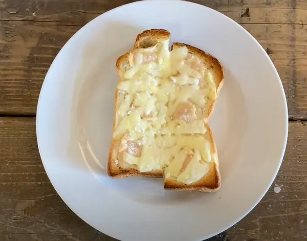 酒粕チーズトースト