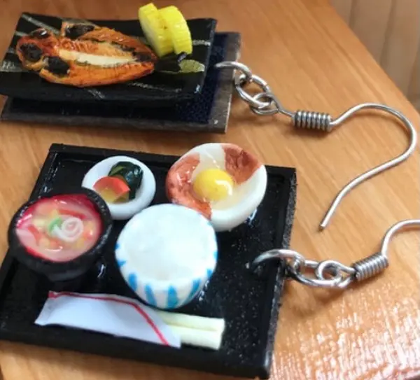ミニチュアフードのピアスが凄い！