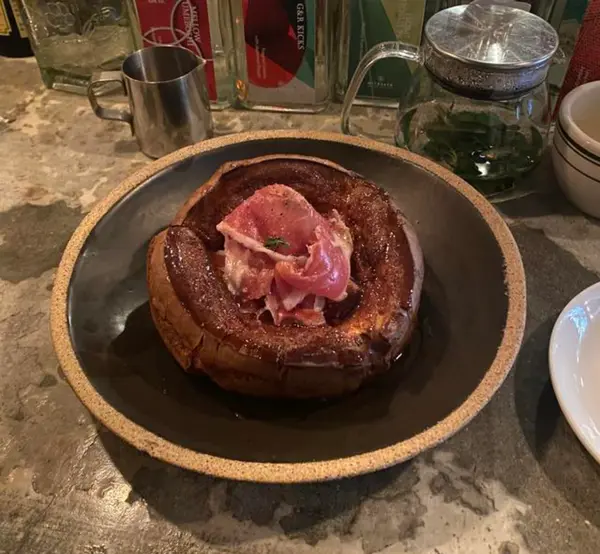 ダッチパンケーキ 生ハムとブッラータ