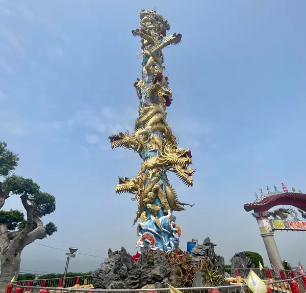 草屯慈德宮 十九龍柱