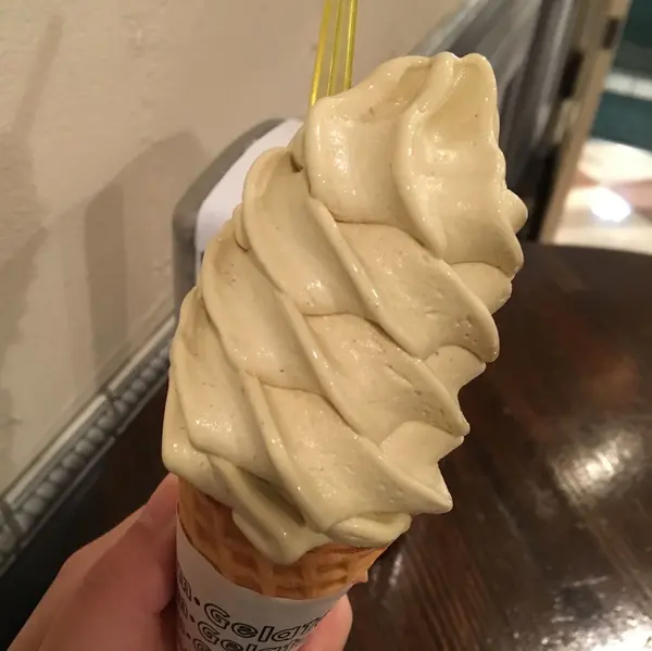 週末限定のジェラートソフト