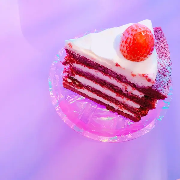 想像してるより美味しいケーキです😋💕