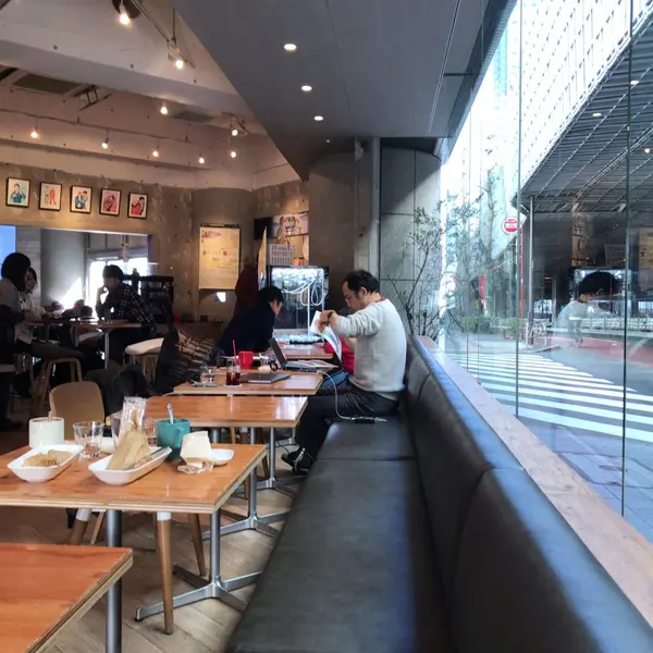 開放感のある店内