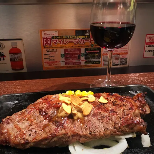 最強のコンビ！ワインとお肉！