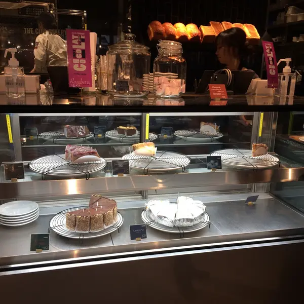 パンもケーキも！