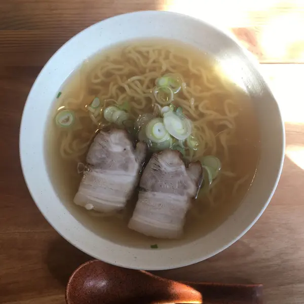 立花食堂のラーメン