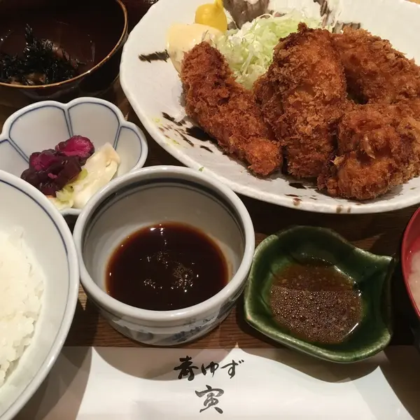 【期間限定】牡蠣フライ定食 ￥1,300くらい