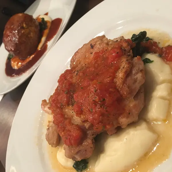 ジューシー鶏もも肉のロースト トマトソース