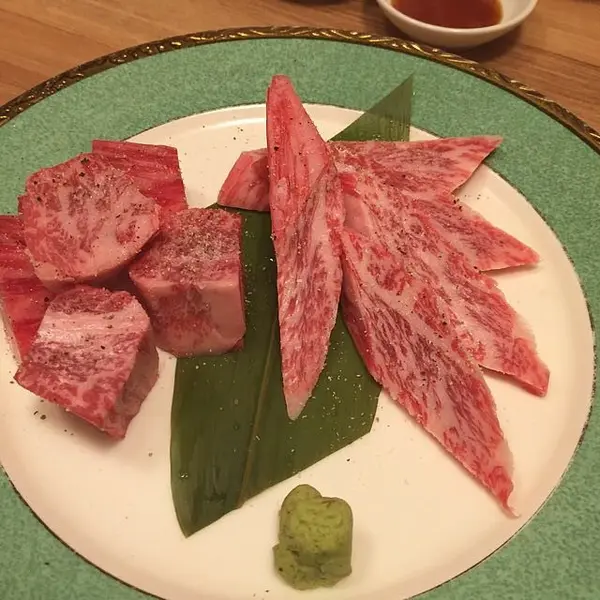 ⚫︎リブロース，ふかひれ