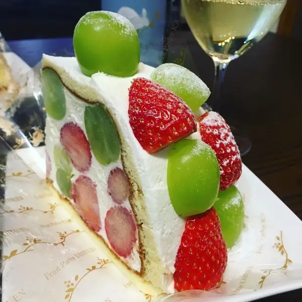あまおうとマスカットのズコット